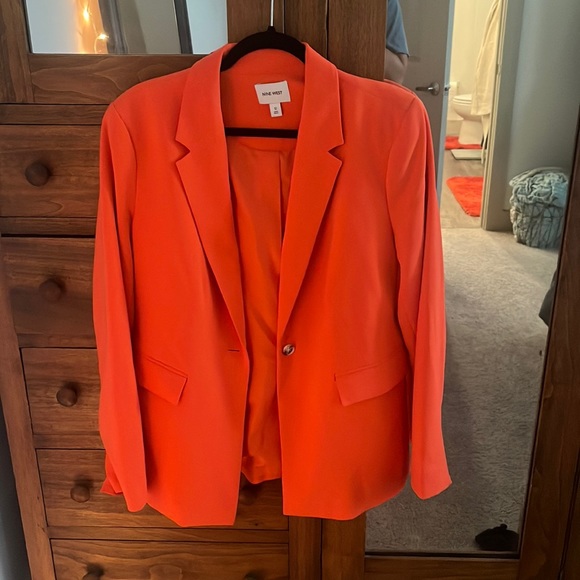Nine West blazer neon orange